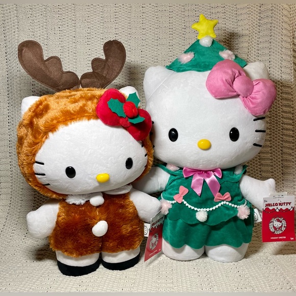 Hello Kitty Holiday Hello Kitty Holiday Greeters Christmas Tree